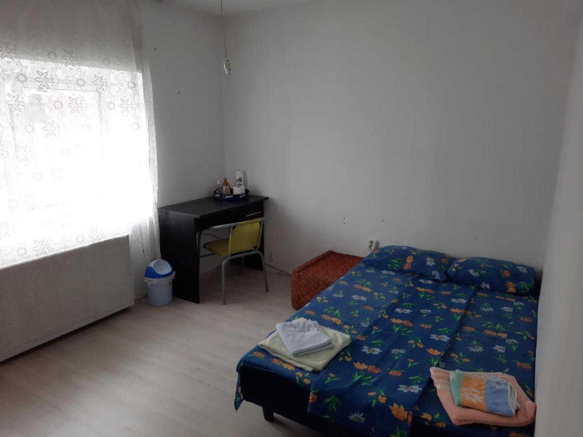 Casa Cu Curte Hotel Brassó Kültér fotó